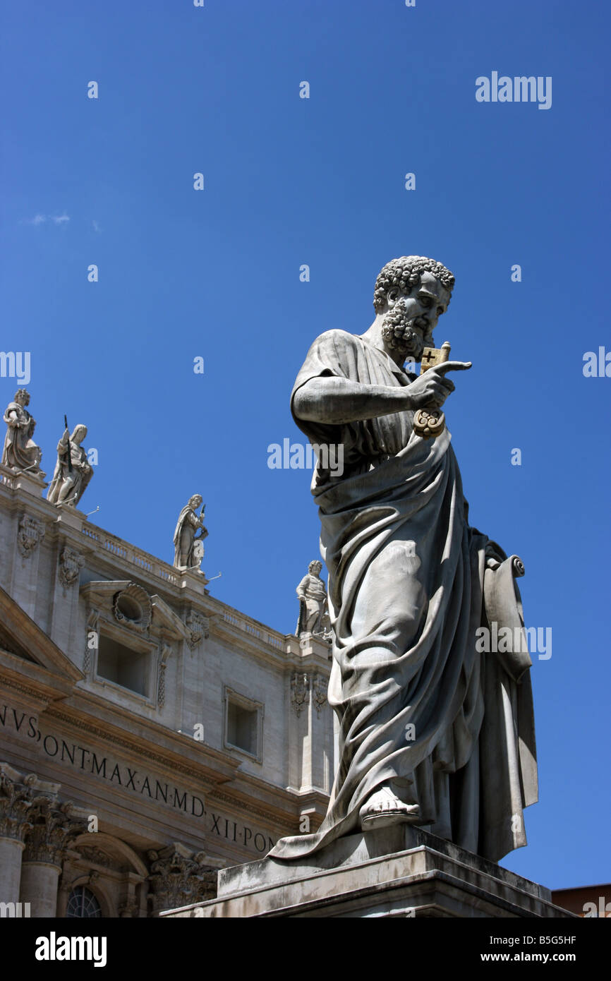 Saint Peter's statue in front of St. Peter's Basilica in Vatican City Stock Photo