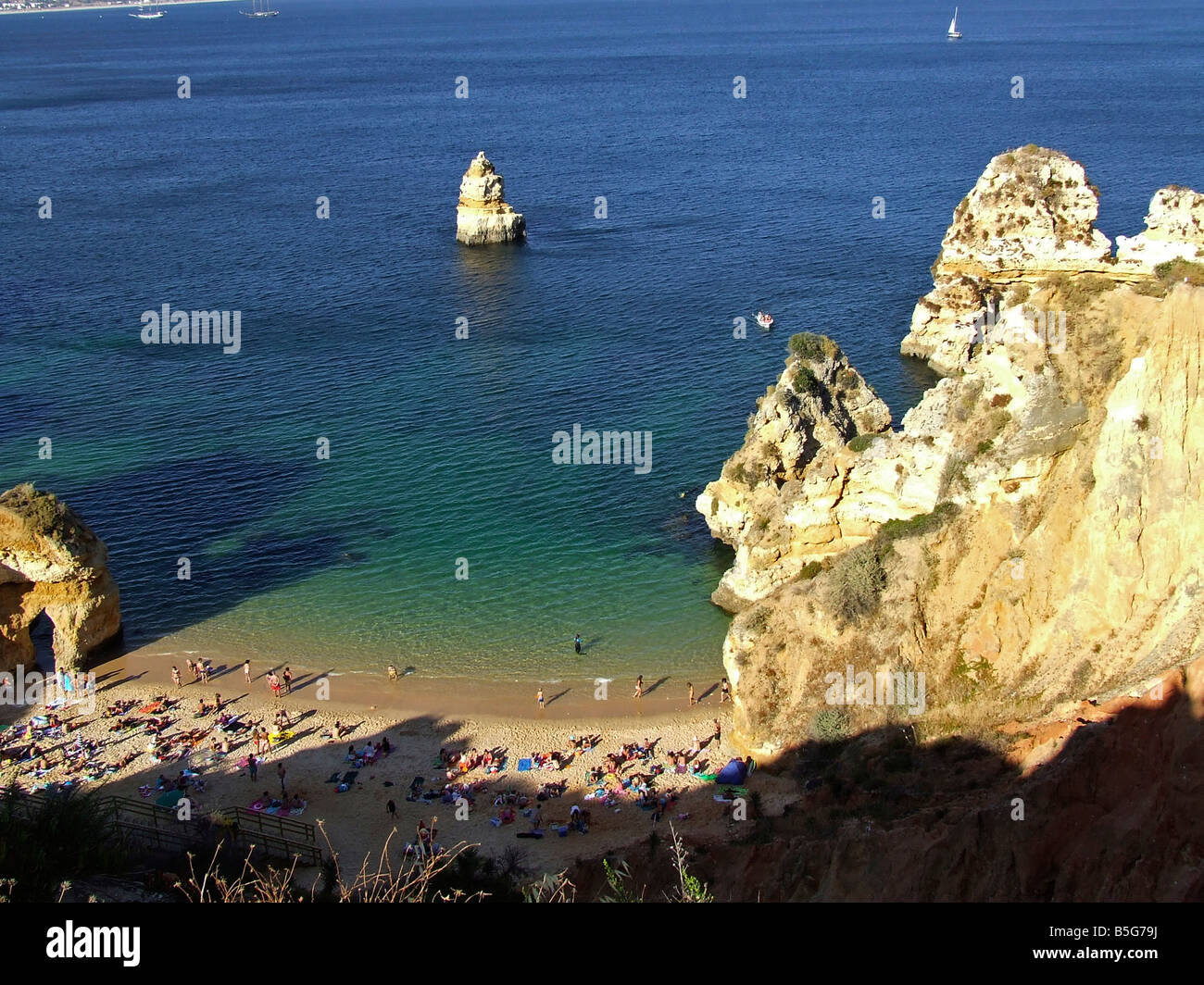 praia dona ana lagos algarve