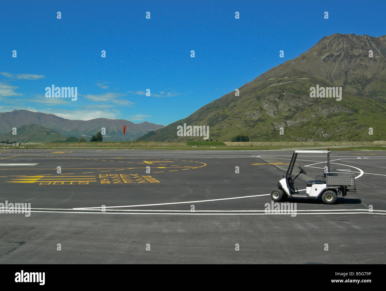 Queenstown Airport New Zealand Stock Photo - Alamy