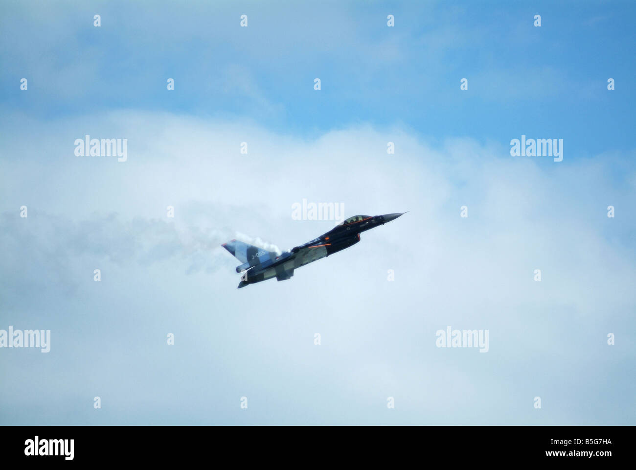 Dutch F-16 Fighting Falcon during an airshow, Eastbourne, Great Britain Stock Photo