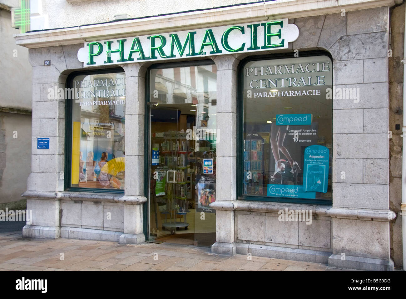 Exterior of a Pharmacie in the town of Saint Jean de Luz Pyrenees  Atlantiques French Basque Country Southwest France Stock Photo - Alamy