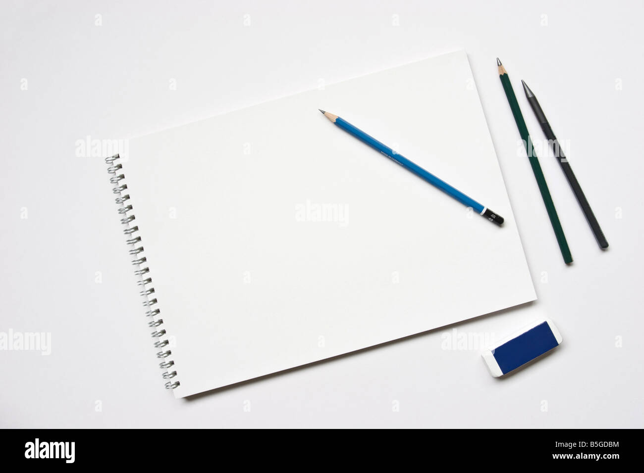 14,200+ Sketch Pad Pencils Stock Photos, Pictures & Royalty-Free Images -  iStock