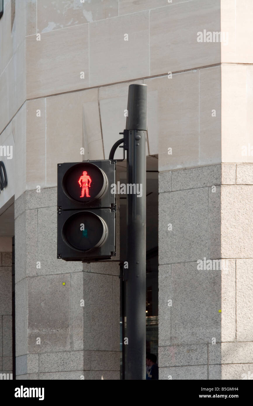 Red Pedestrian Light High Resolution Stock Photography and Images - Alamy