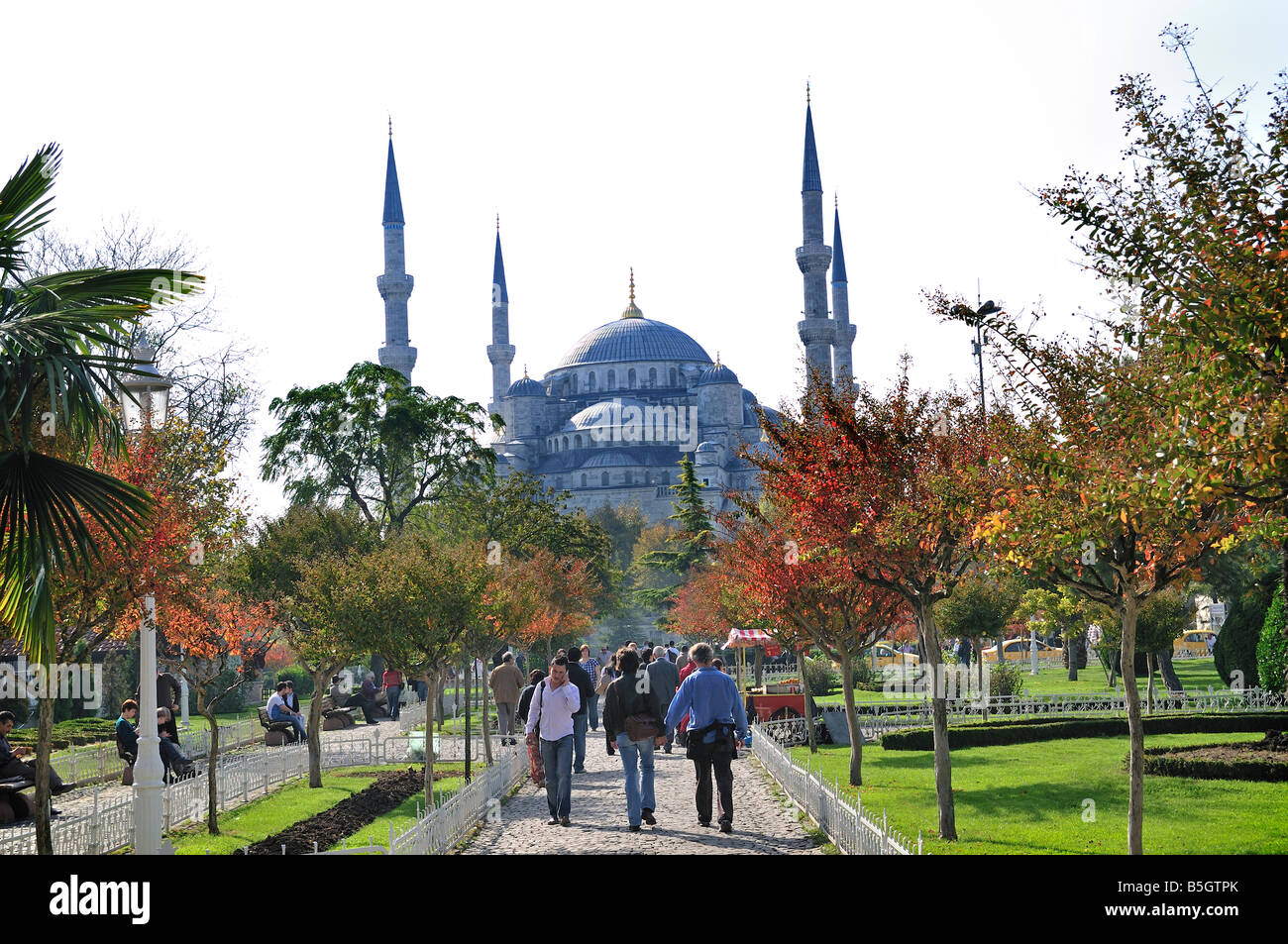Turkey Istanbul Sultanahmet park The blue Mosque in the background ...
