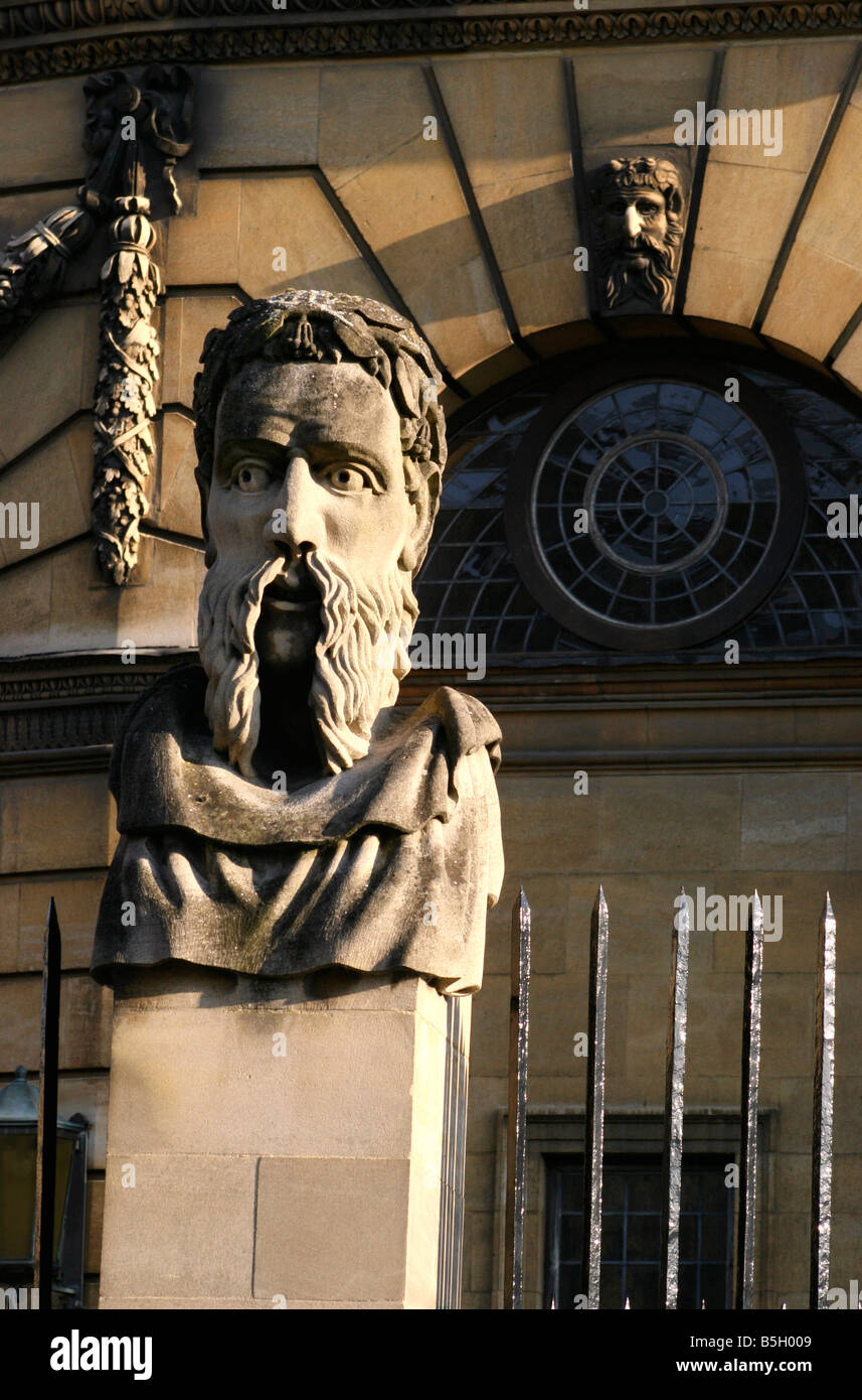 Bust outside The Sheldonian Theatre, Oxford, England, Europe Stock