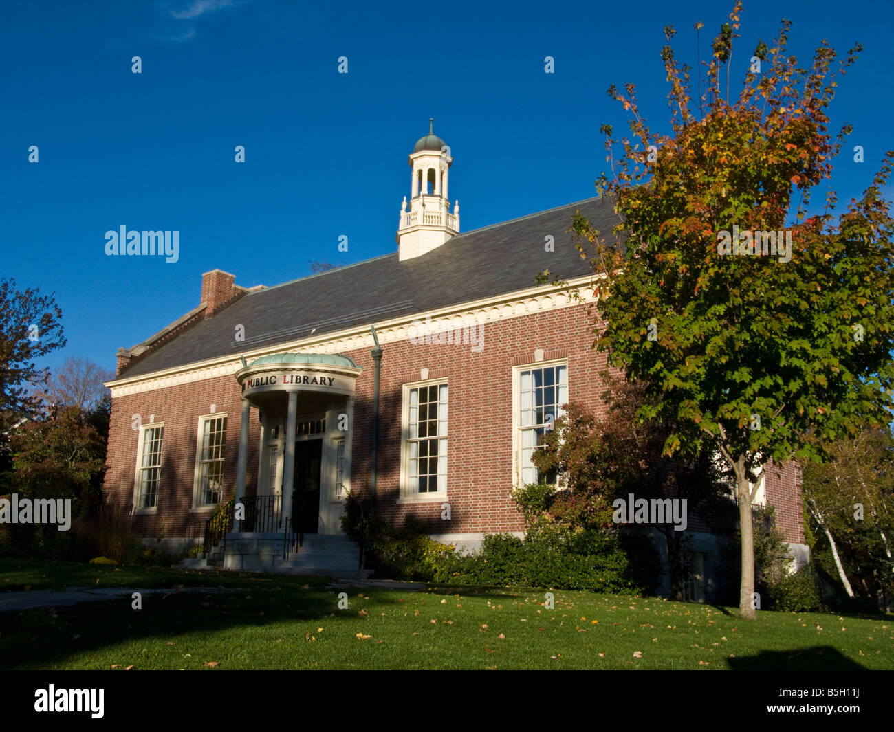 Camden Maine Public Library Stock Photo Alamy