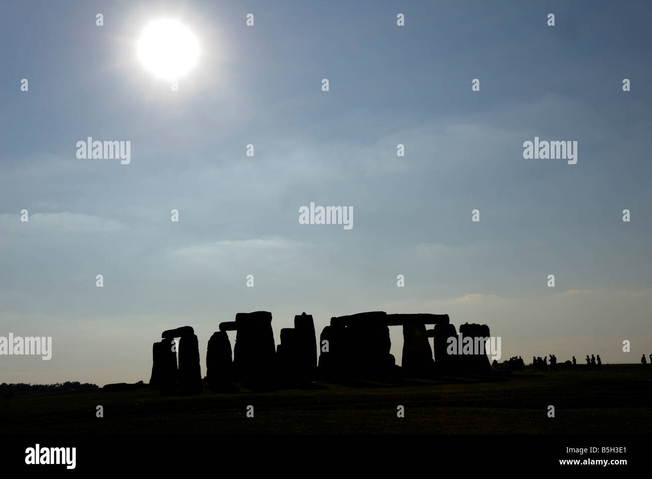 Stonehenge in silhouette Stock Photo - Alamy