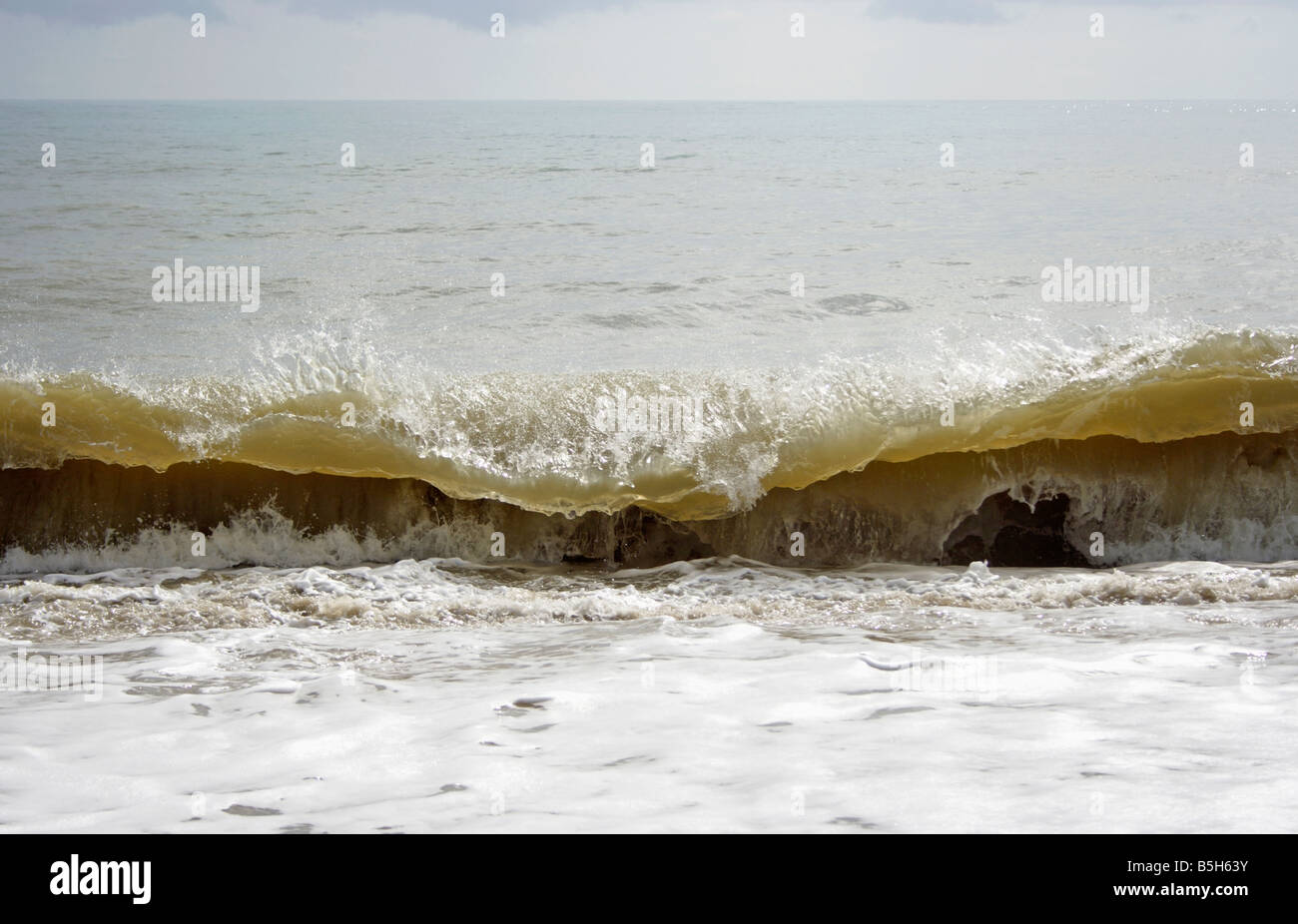 Big wave ocean hi-res stock photography and images - Alamy