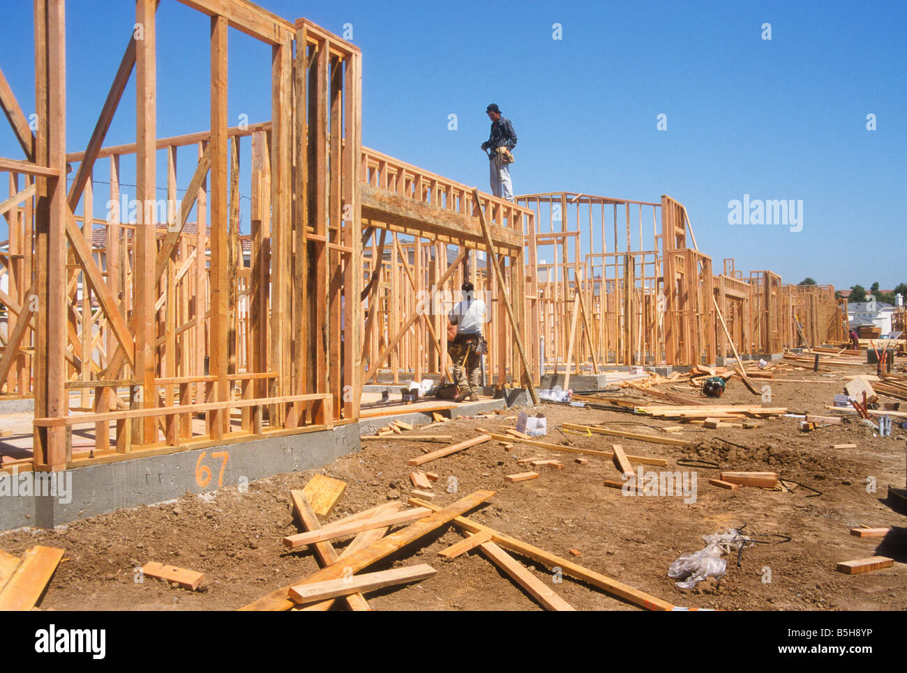 2x4 hi-res stock photography and images - Alamy