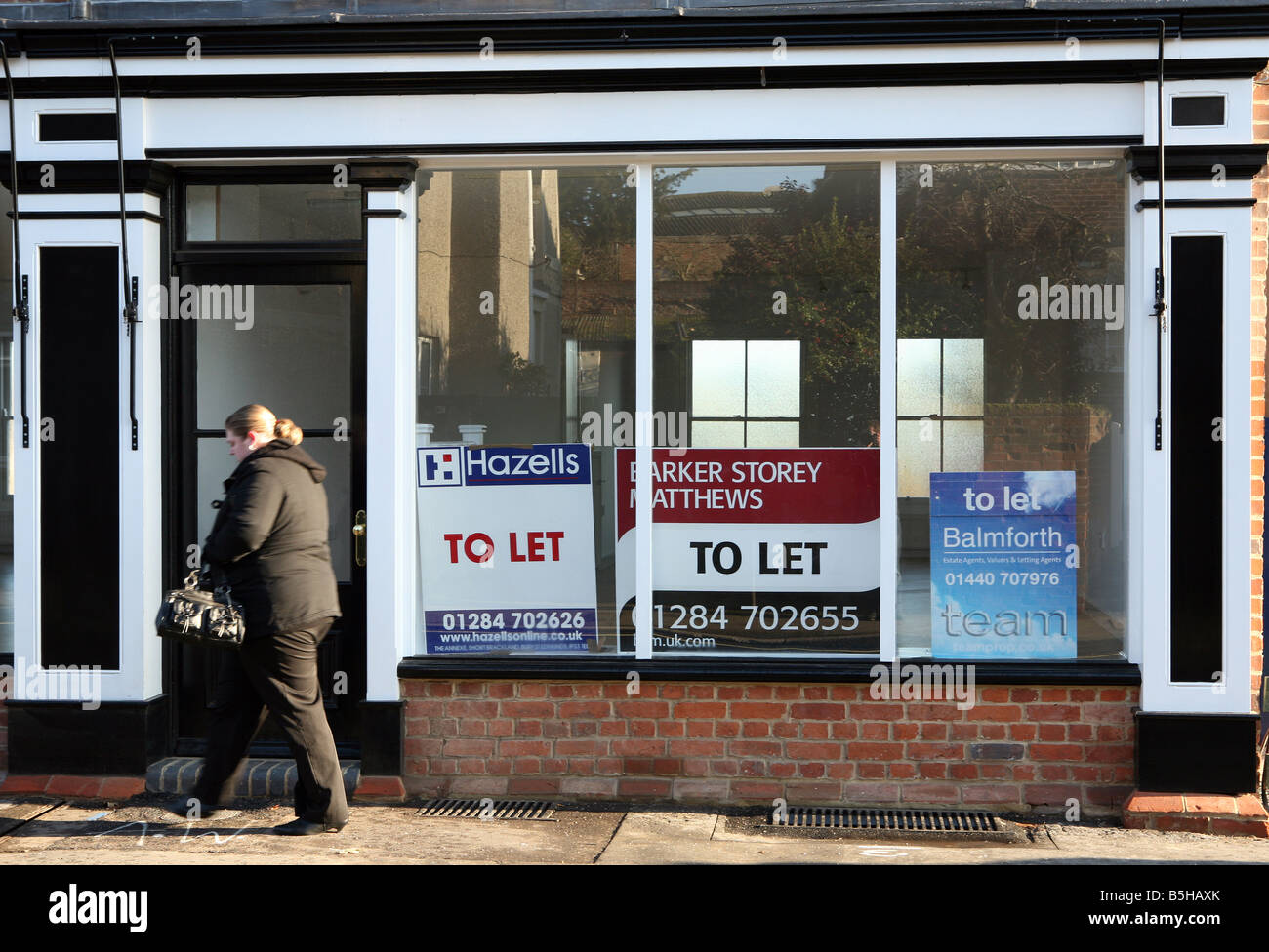 High street shops closed hires stock photography and images Alamy