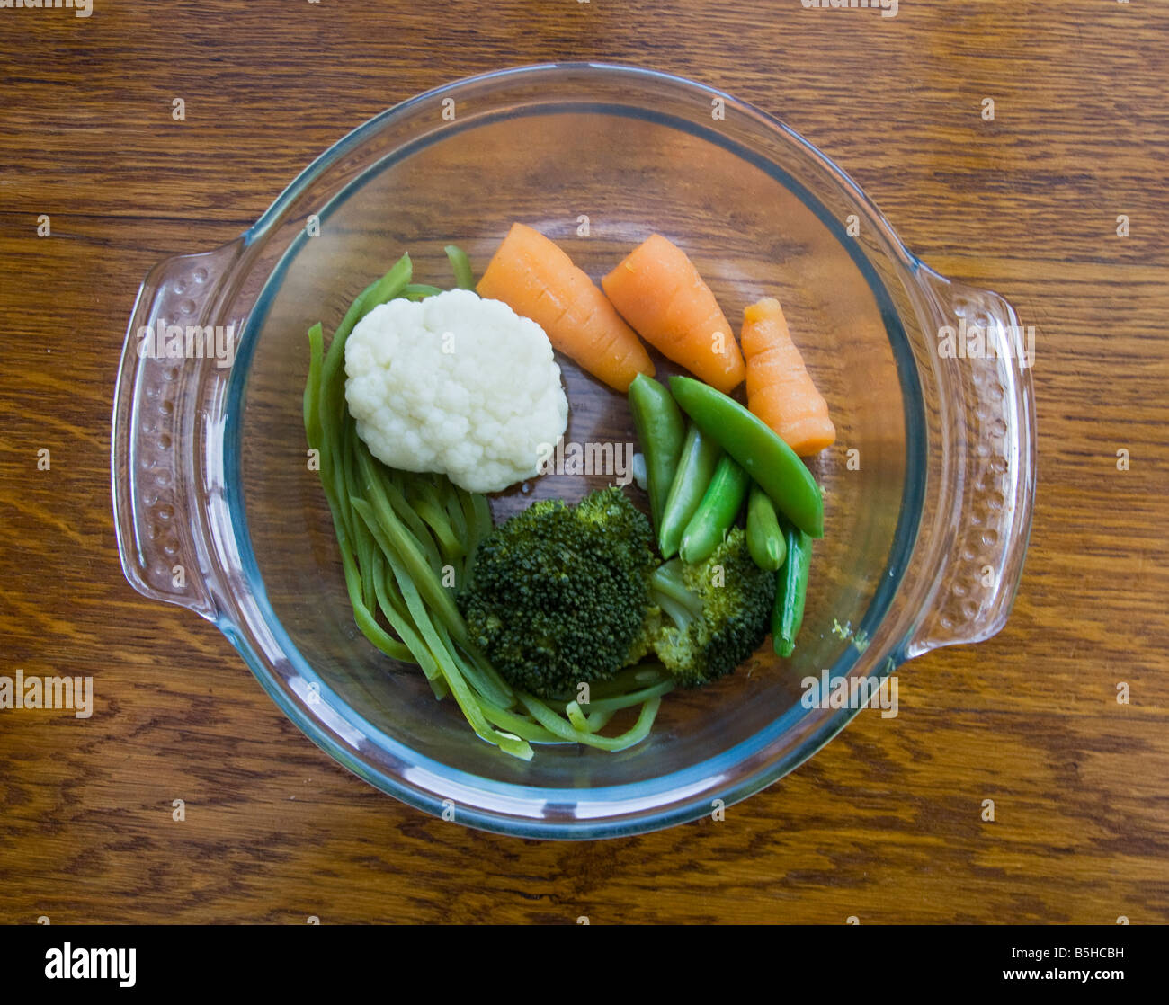 Overhead view vegetables in pyrex bowl Stock Photo Alamy