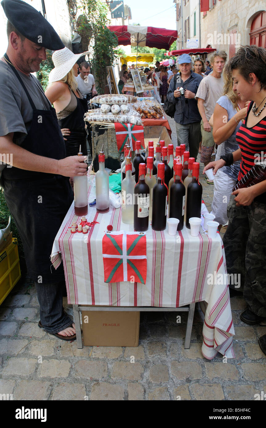 Saint antonin noble val market hires stock photography and images Alamy
