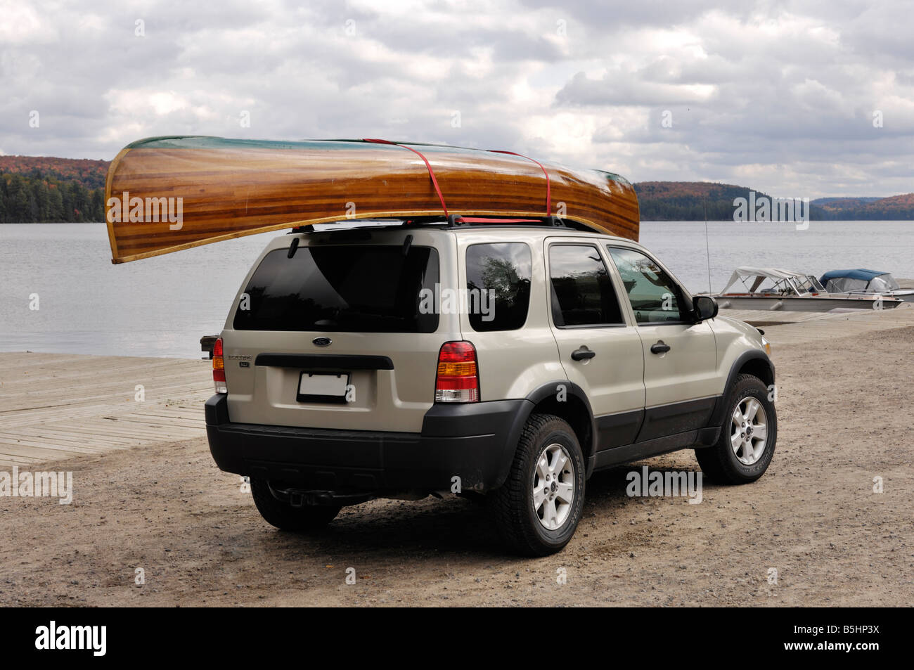 Ford Escape with a Canoe Stock Photo Alamy