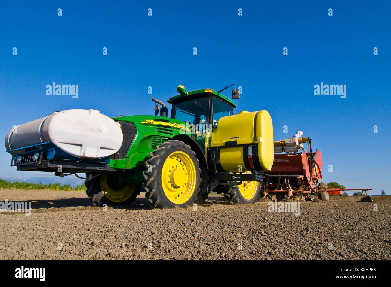 Potato Planter High Resolution Stock Photography And Images Alamy Potato Planter High Resolution Stock Photography And Images Alamy