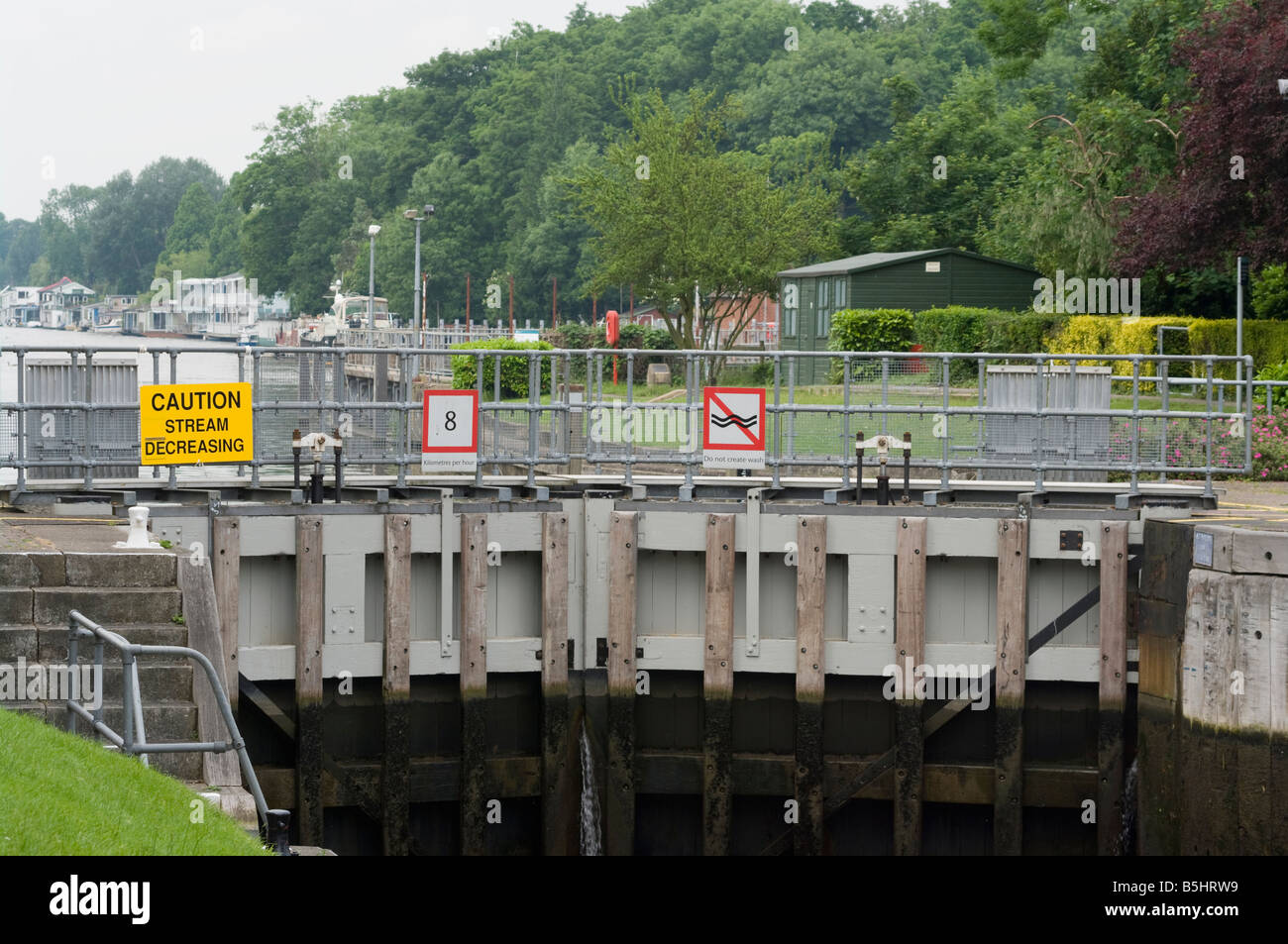 closed Lock Gates Molesey Lock The River Thames Surrey Stock Photo