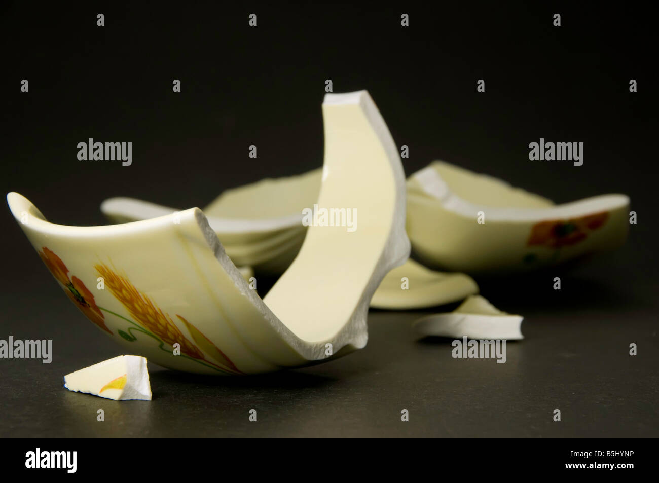 Broken pottery hi-res stock photography and images - Alamy