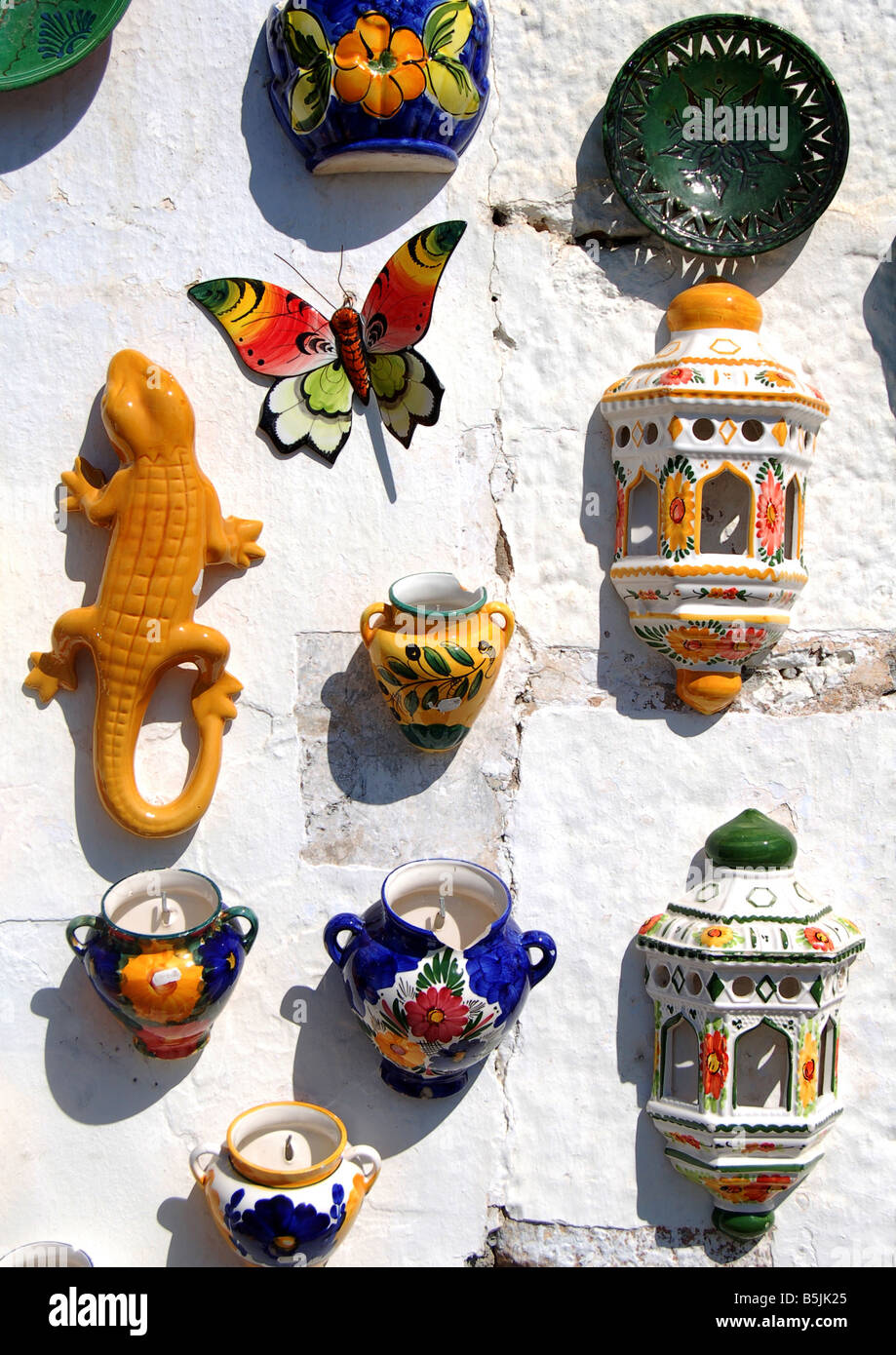 https://c8.alamy.com/comp/B5JK25/ceramic-souvenirs-spain-B5JK25.jpg