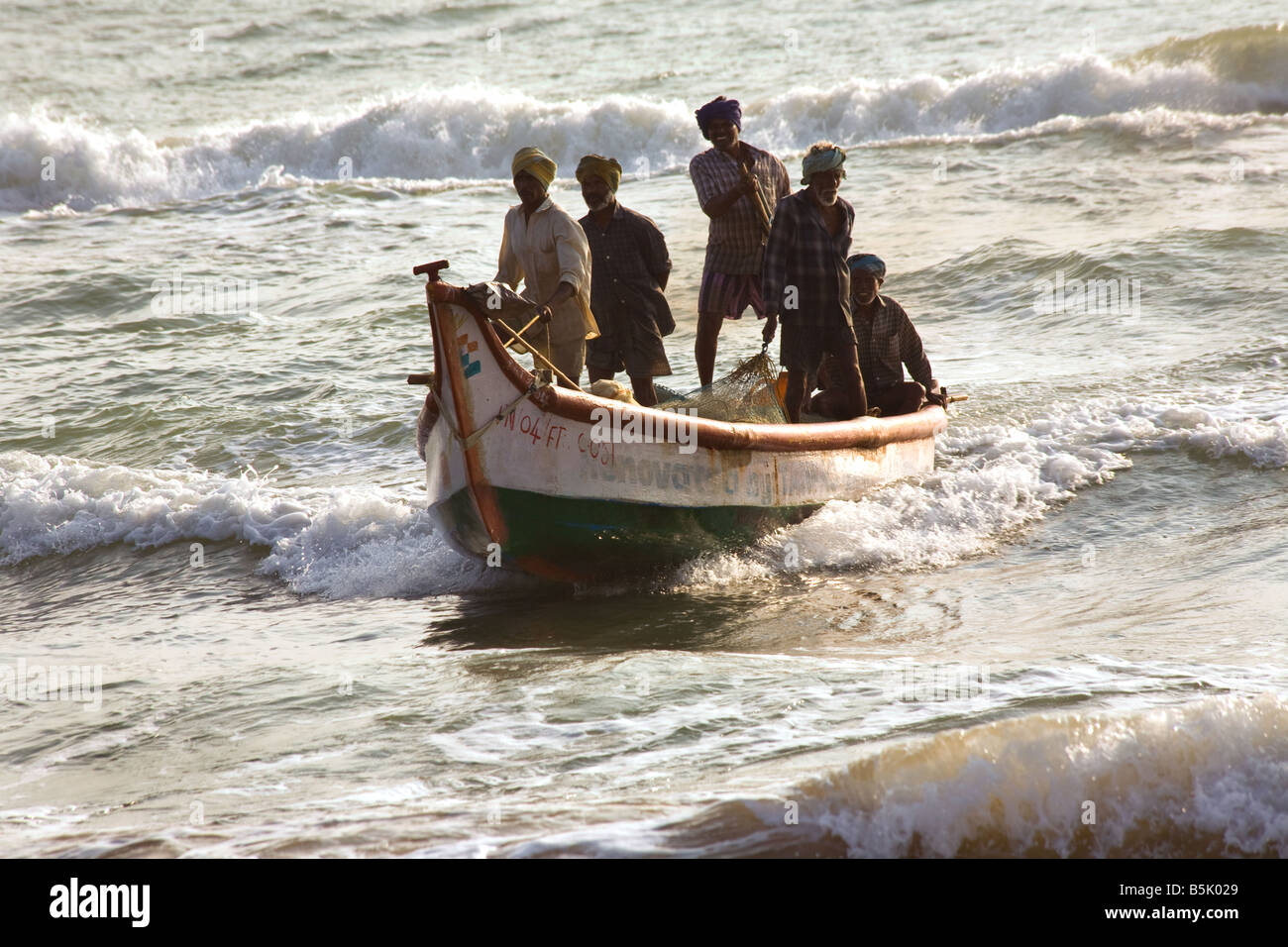 Fishermen bring in their catch early morning where Tsunami struck HAI Thalanguda in 2003 Stock Photo