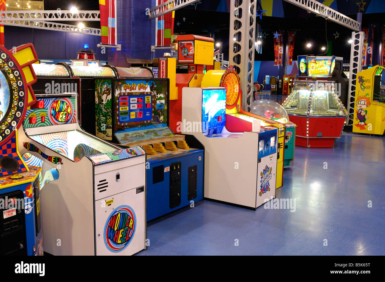 Gaming machines hires stock photography and images Alamy