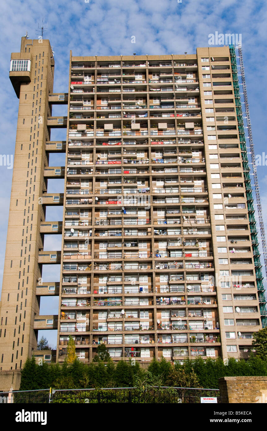 Trellick Tower block Notting Hill London Stock Photo Alamy