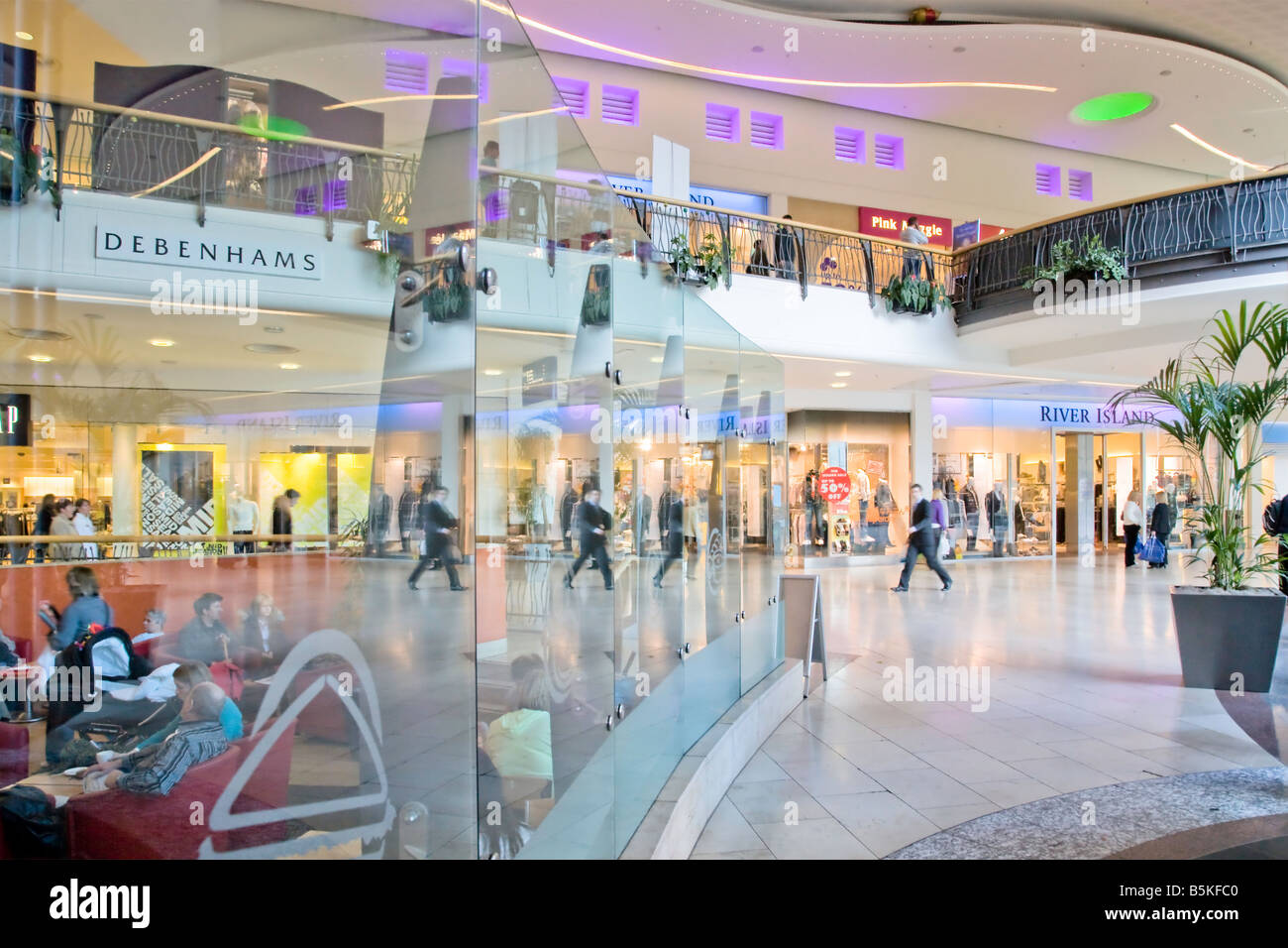 Overgate Shopping Centre Dundee Scotland Stock Photo Alamy Overgate Shopping Centre Dundee Scotland Stock Photo Alamy