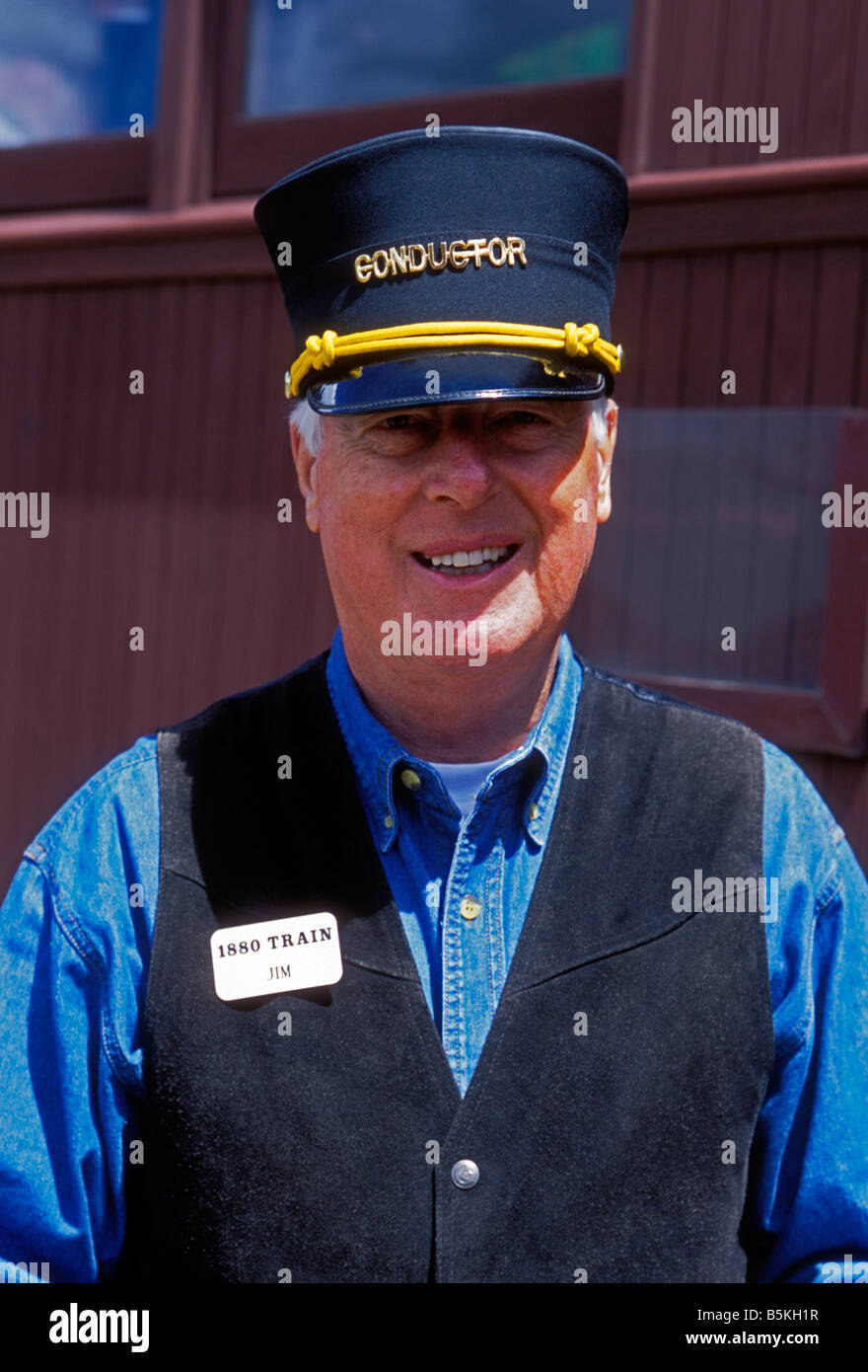 1, one, man, train conductor, employee, worker, working, working on