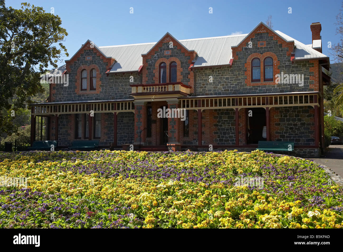 Historic Isel House and Spring Flowers Stoke Nelson South Island New