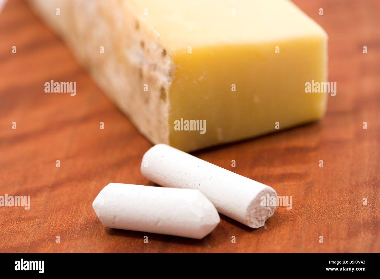 Chalk and cheese hires stock photography and images Alamy
