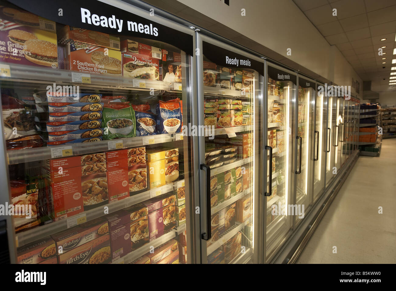 Ready meals in supermarket Stock Photo