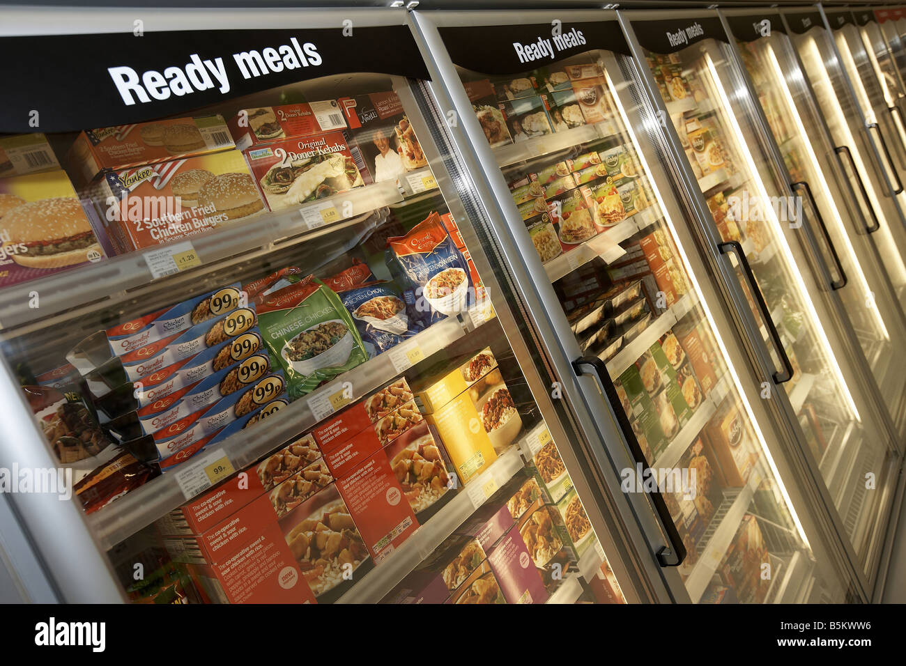 Ready meals in supermarket Stock Photo Alamy
