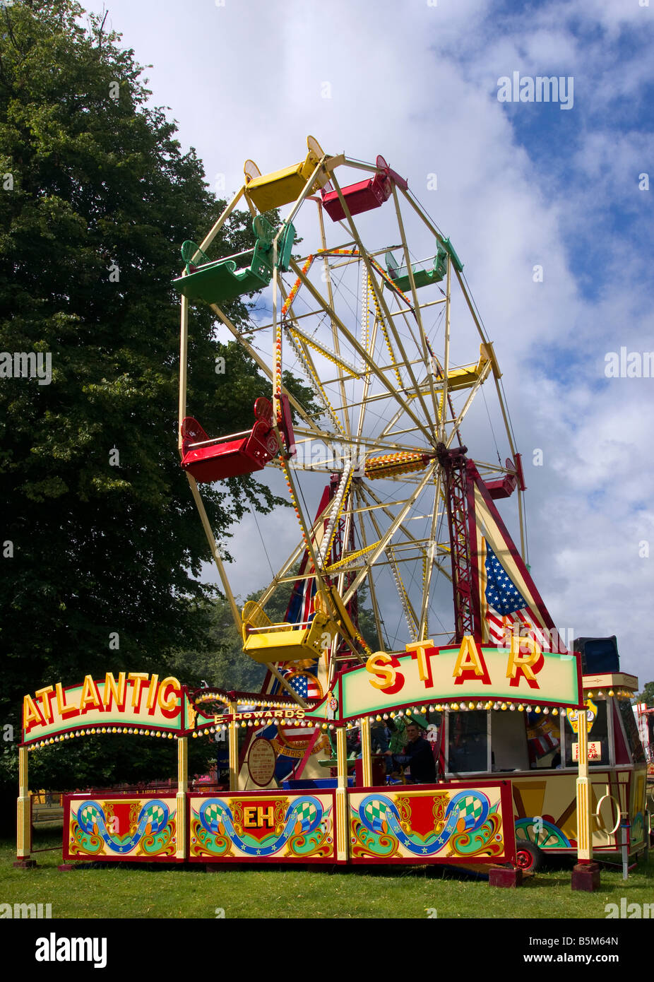 atlantic star traditional fairground big wheel ride at astle park