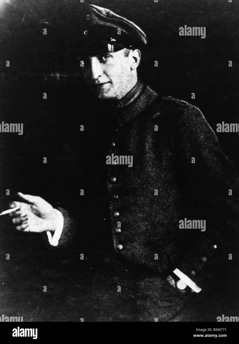 1 A276 B1916 E Hans Albers as Soldier Photo 1916 Albers Hans stage and movie actor Hamburg 22 9 1891 Kempfenhausen 24 7 1960 Han Stock Photo