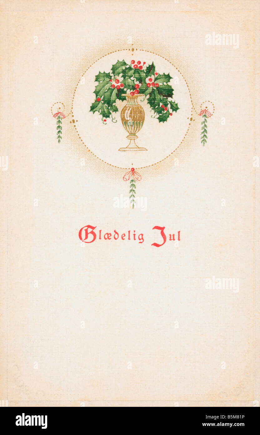 2 F15 P1 1914 3 Christmas card 1914 Christmas Postcards Gloedelig Jul Vase with branch of holly Postcard colour lithograph with Stock Photo