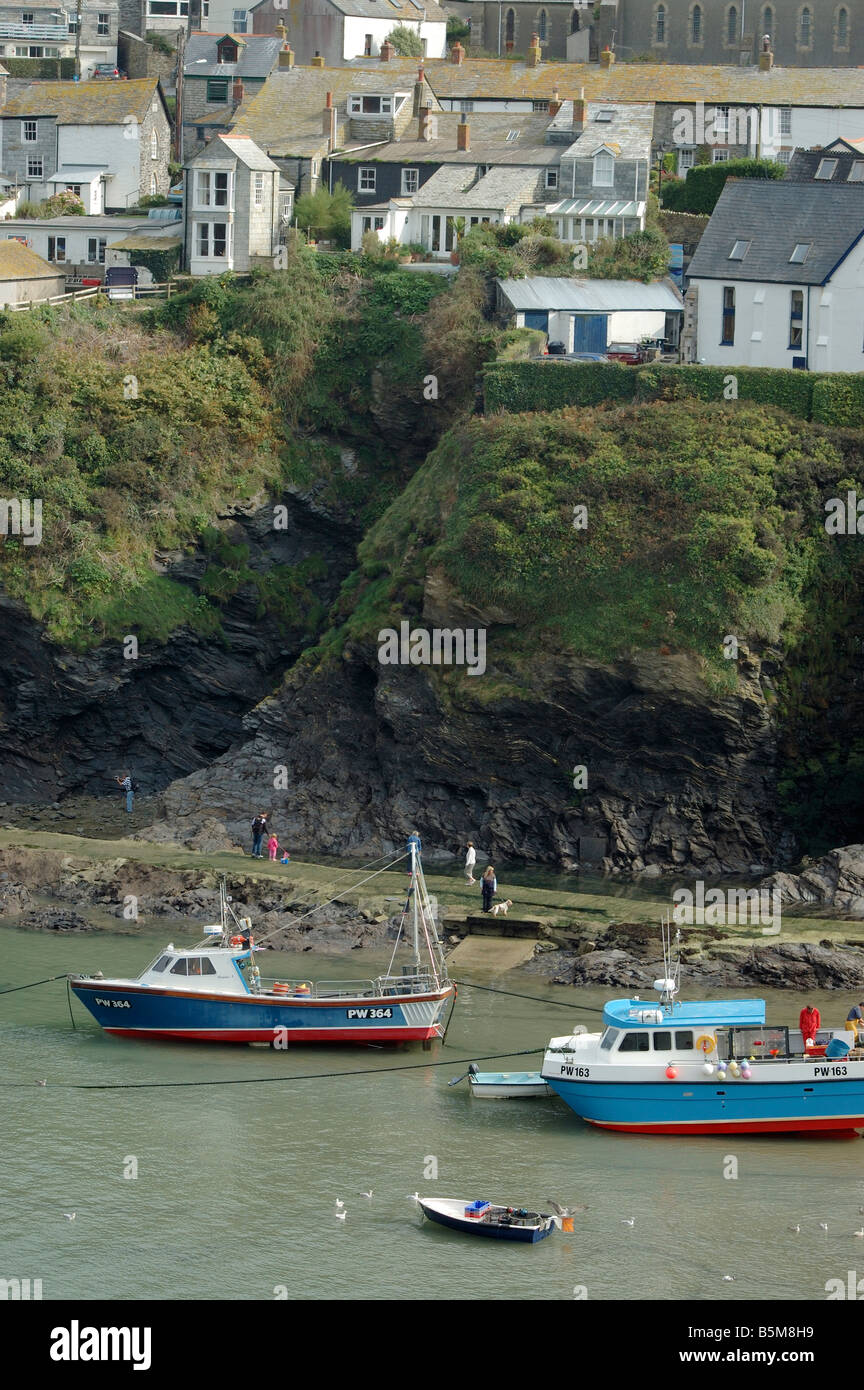 Port Isaac harbour Stock Photo Alamy