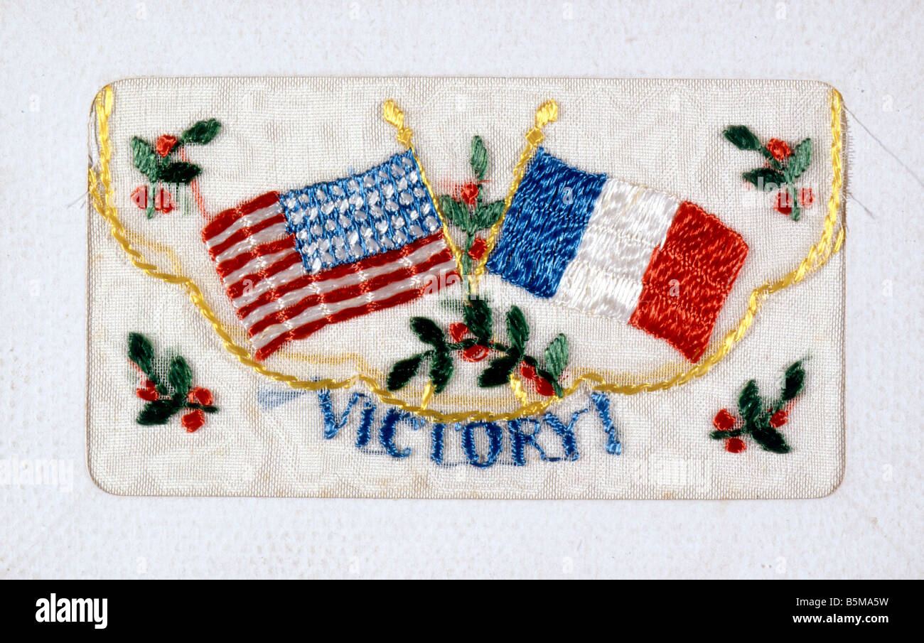 2 G55 P1 1918 12 E Victory Embroidery WWI 1918 History World War I Propaganda Victory Allied Victory 1918 US Flag and Tricolore Stock Photo