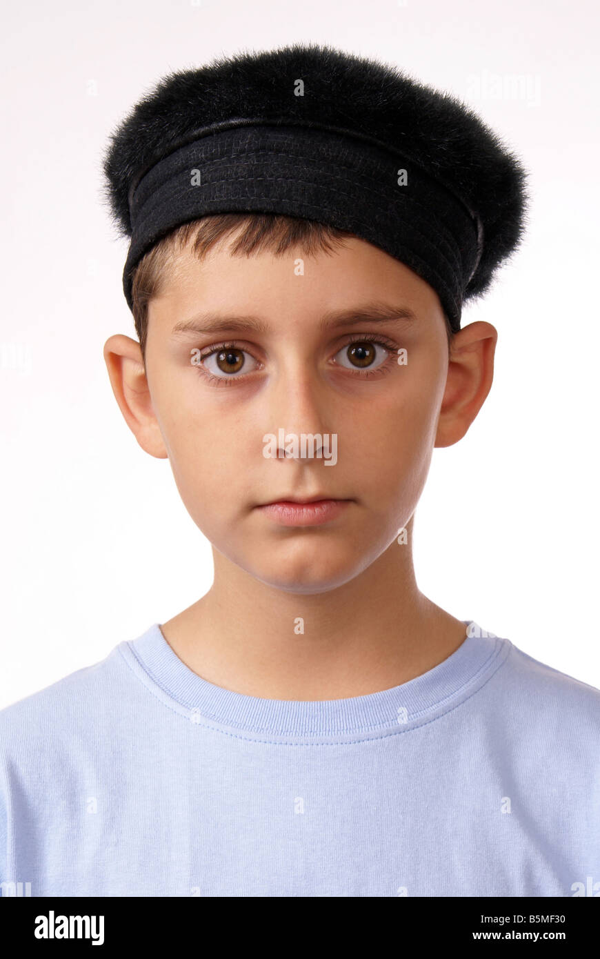 fuzzy hat black