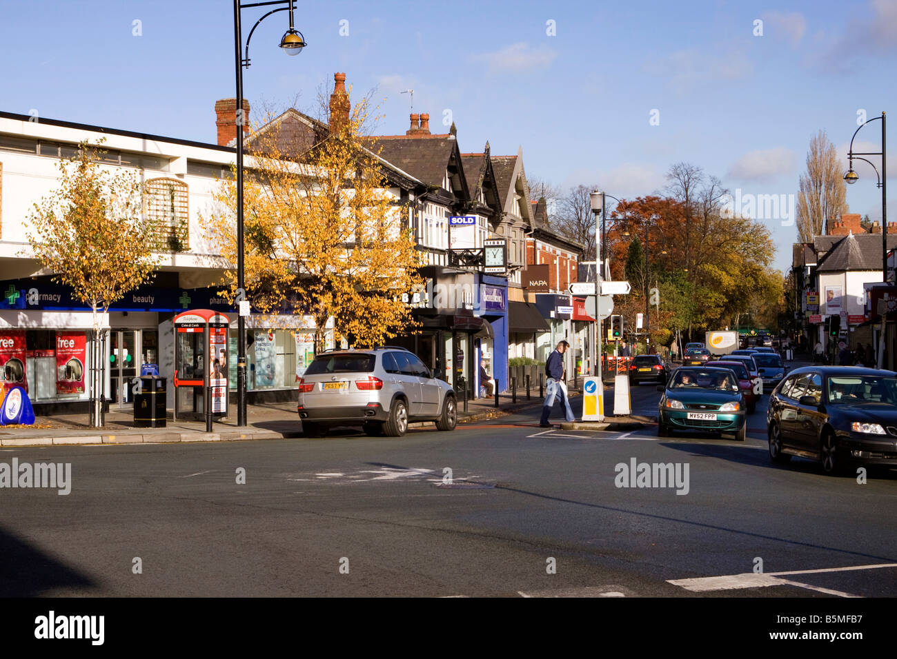 Bramall lane roundabout hi-res stock photography and images - Alamy