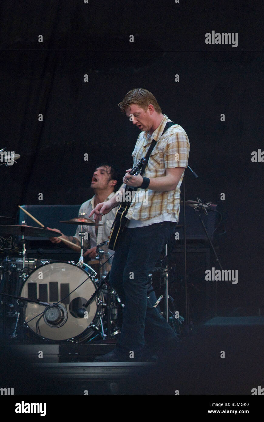 Josh Homme, Queens of the Stone Age, Heineken Jamming Festival, Mestre  Venice Italy 21 july 2008 Stock Photo - Alamy, image size:870x1390