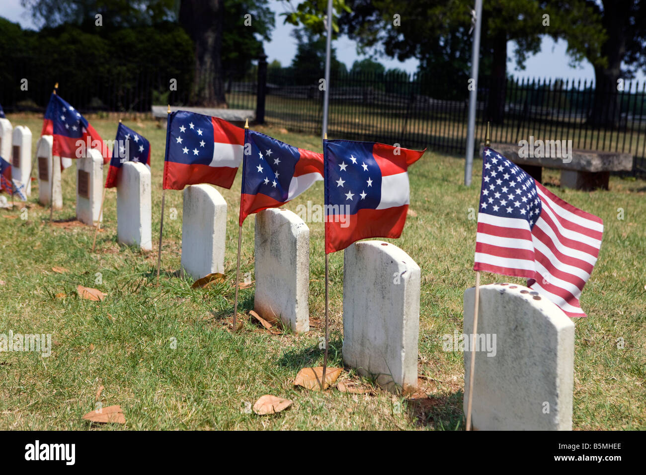 Head stones mark the graves of one unknown Union soldier and several Confederate soldiers, Confederate Cemetery, Appomattox Stock Photo