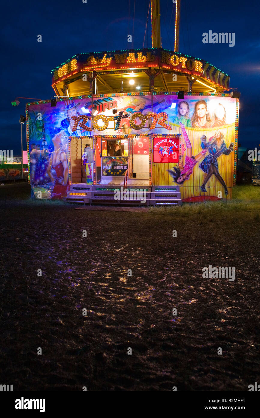 Super Rotor Fairground Ride At Night Hi-res Stock Photography And ...