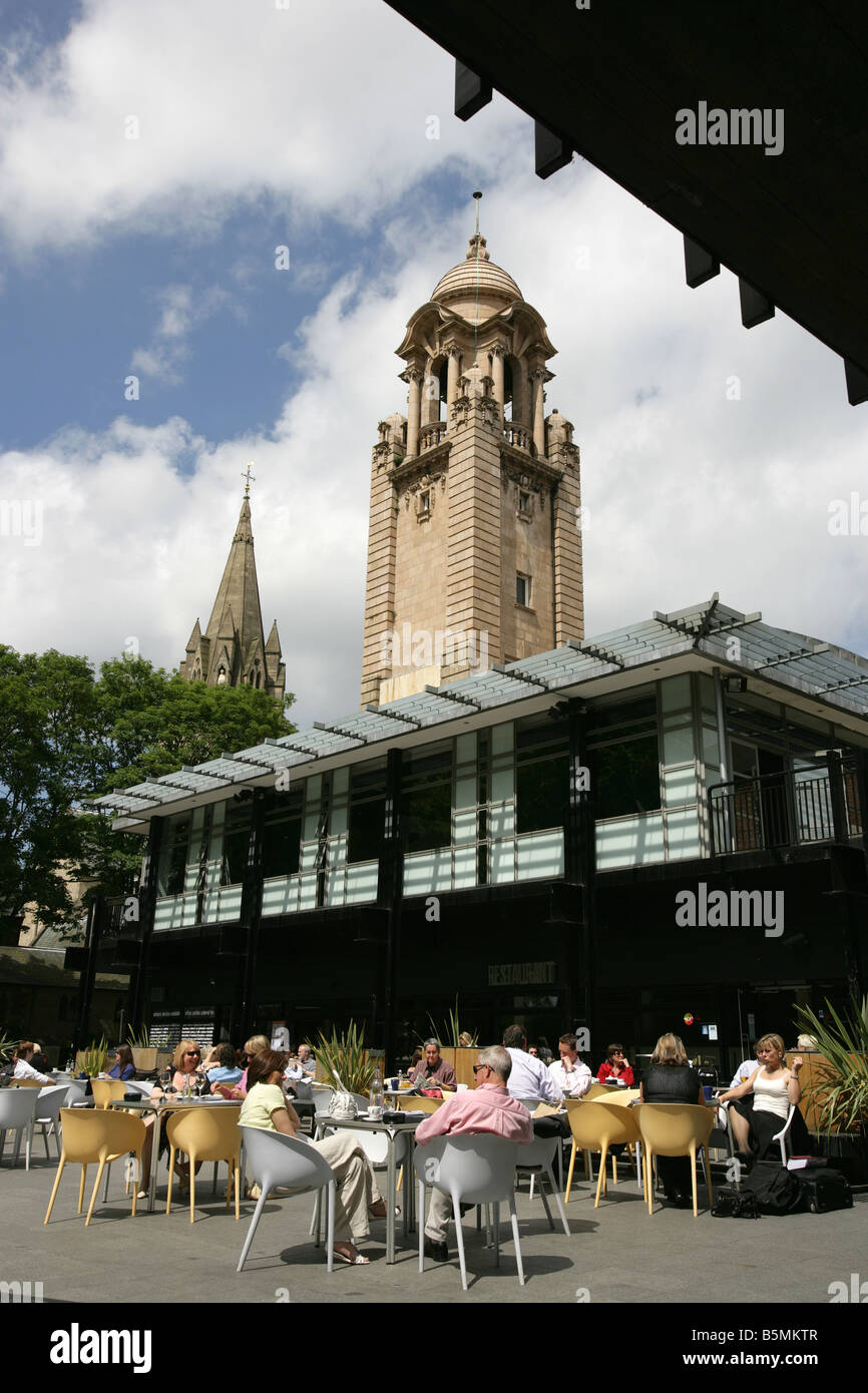 City of Nottingham, England. The Nottingham Playhouse Theatre with the theatre café and restaurant in the foreground. Stock Photo
