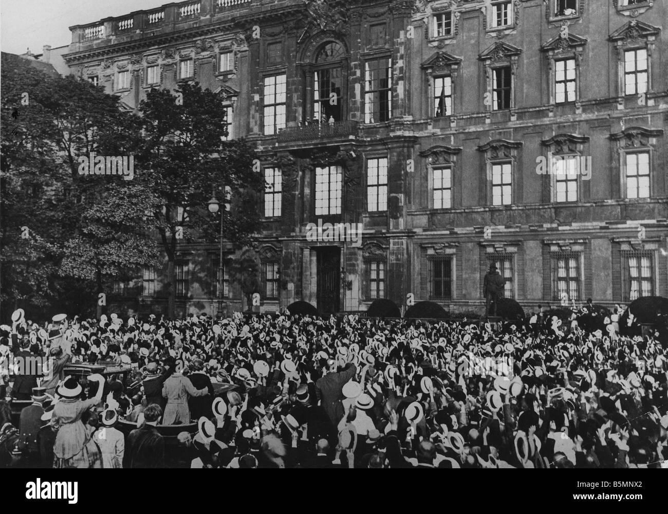 8 1914 8 1 A3 7 Kaiser s speech Berlin 1914 World War I 1914 18 Berlin The outbreak of war and mobilisation of troops on 1 Augus Stock Photo