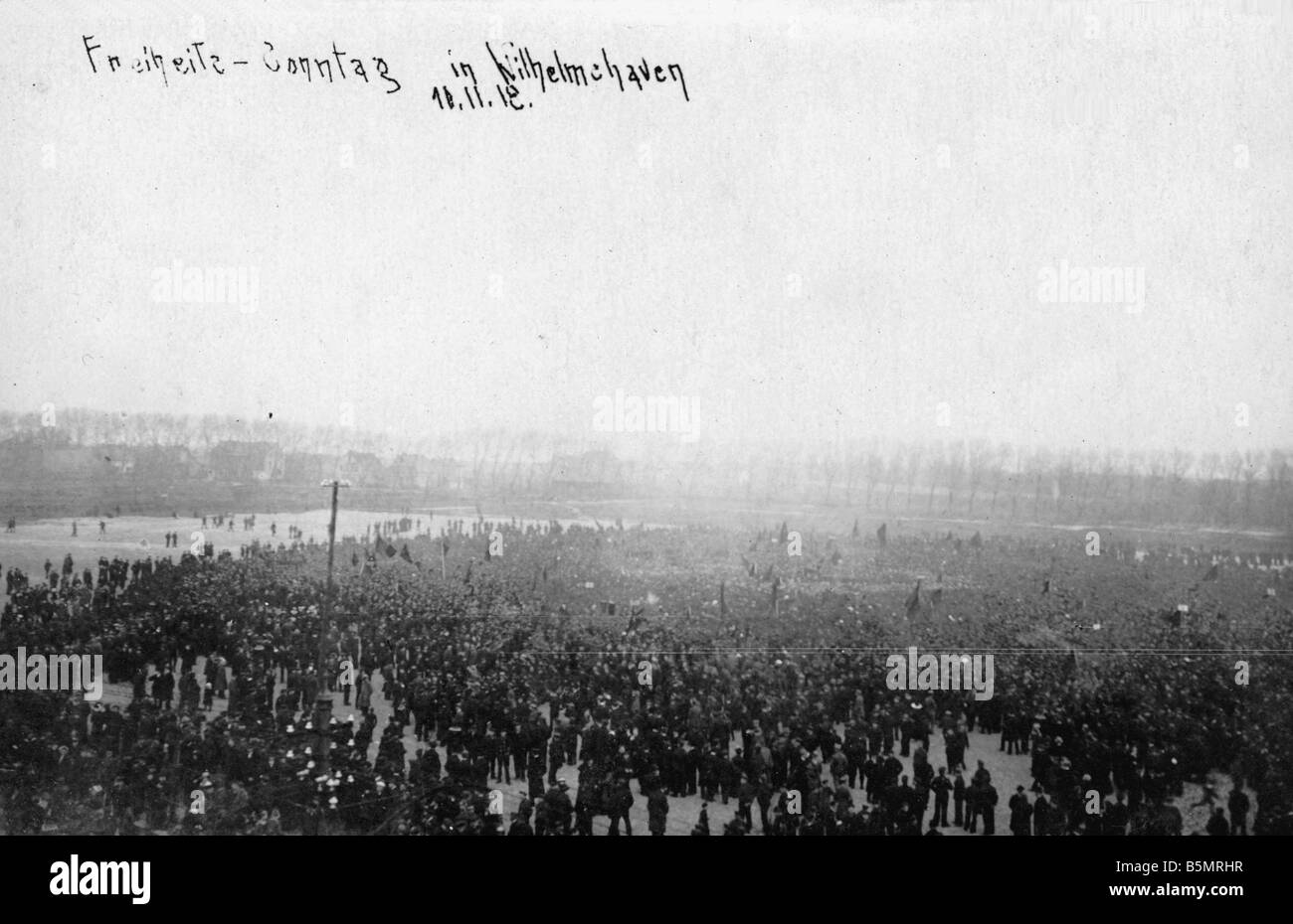 9 1918 11 10 A1 5 Nov Rev 1918 Wilhelmshaven Photo November Revolution 1918 Wilhelmshaven after the mutiny of sea farers of the Stock Photo