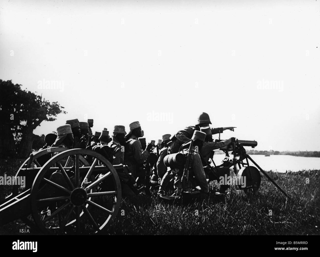 Askaris on macine gun Photo World War 1 War in the colonies German East Afrika now Tanzania Askaris on machine gun Photo Stock Photo