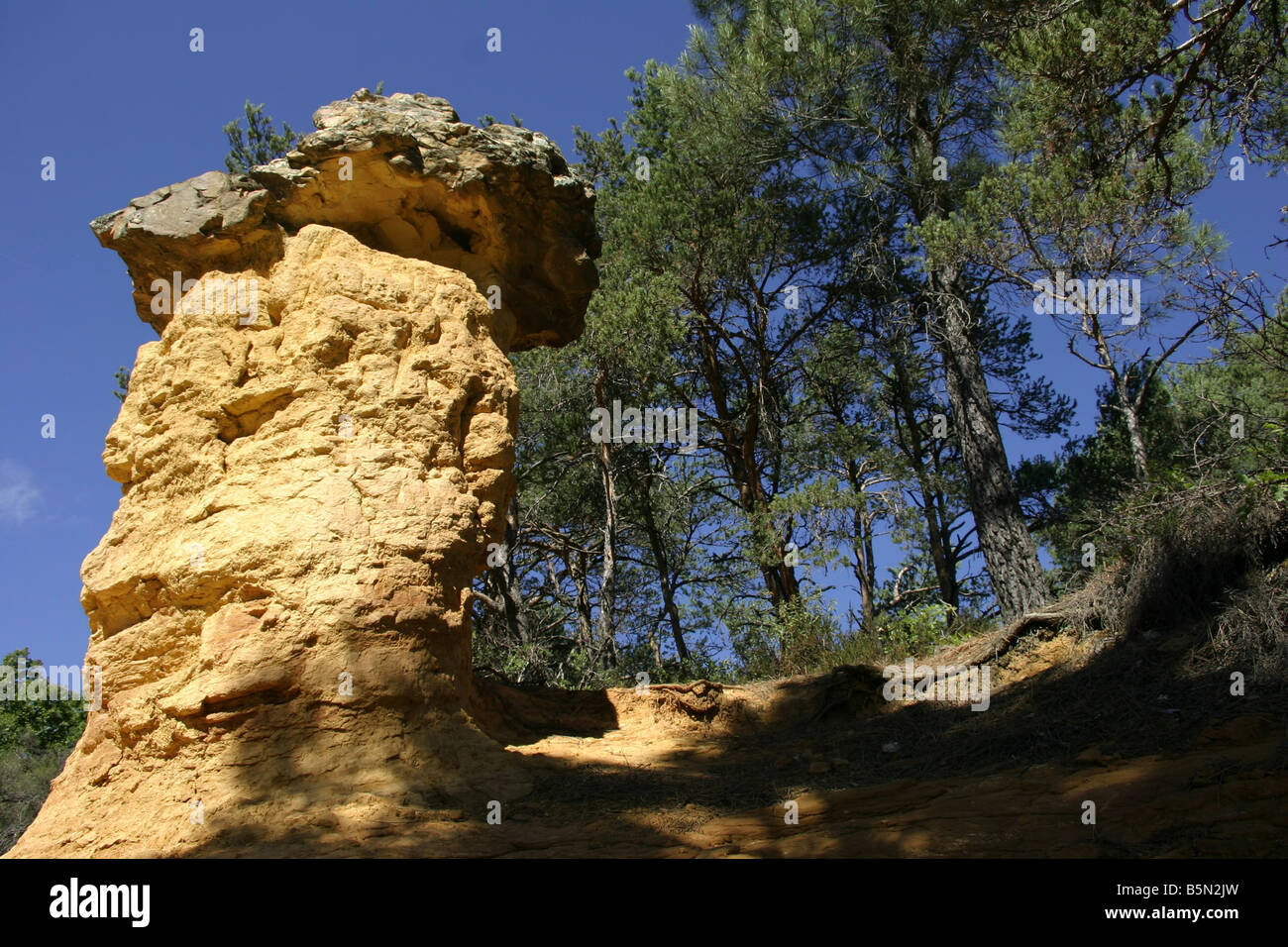 Provence Rocks rocks in the French colorado, Vaucluse, Provence, France Stock Photo ...