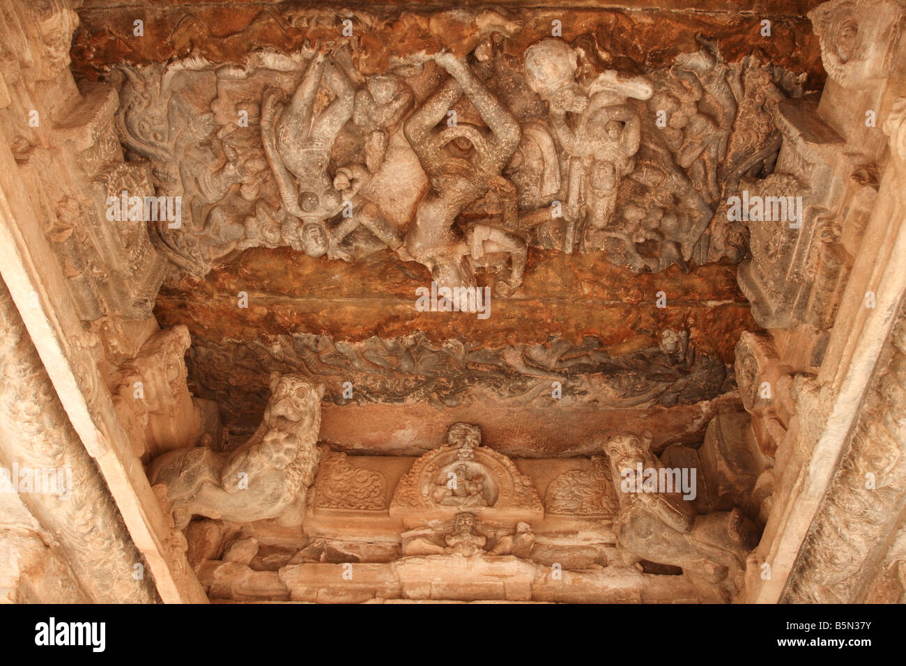 Decorations at the ceiling of a hindu temple dedicated to Shiva at the ancient site of Pattadakal, Karnataka, India Stock Photo