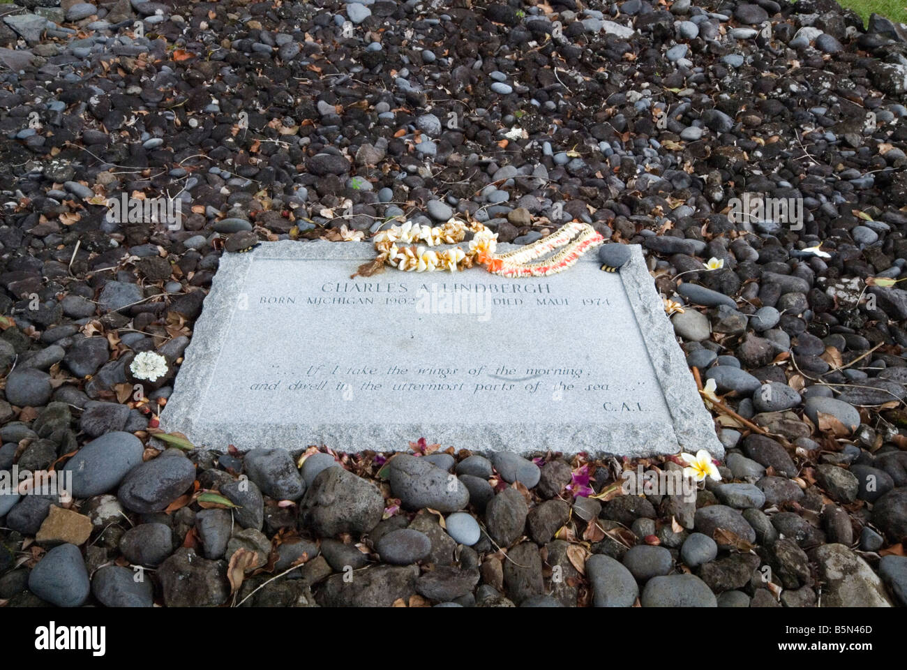 Charles lindbergh grave hires stock photography and images Alamy