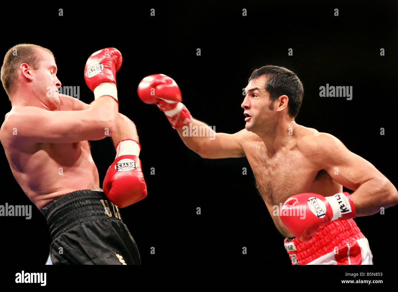 Boxing knockout boxer hi res stock photography and images Alamy