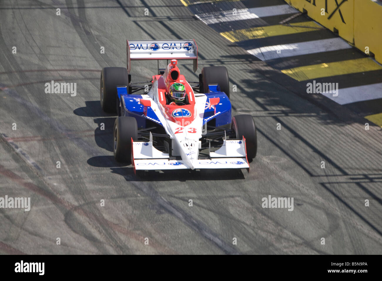 Mr Townsend Bell driving his racing car at the 2008 Nikon INDY 300 in Surfers Paradise, Gold Coast,Queensland Stock Photo