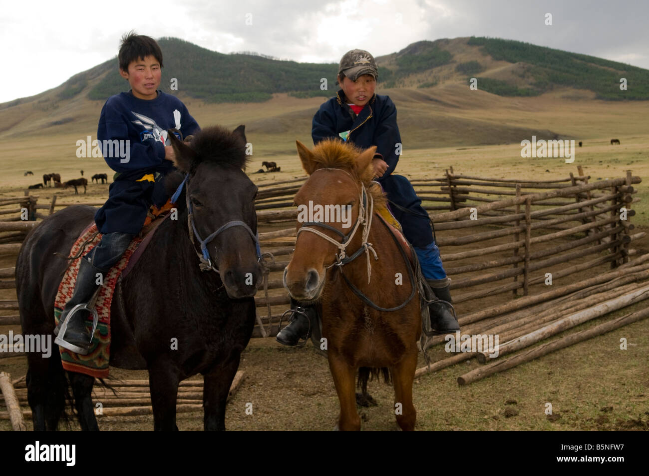 Mongolian nomads hi-res stock photography and images - Alamy